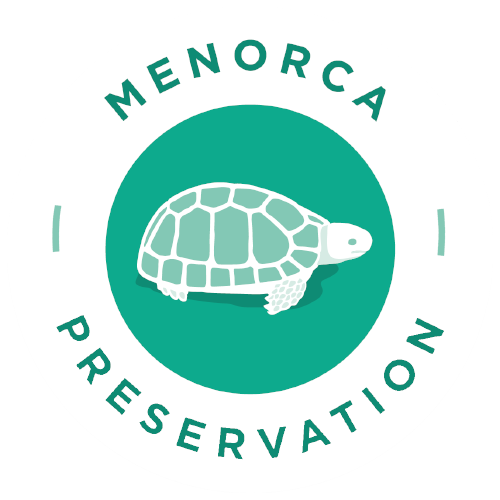 Menorca Preservation se estableció con el propósito de respaldar iniciativas medioambientales locales. Recolectan fondos a nivel local e internacional de personas y empresas con vínculos profundos con la isla. Estos recursos se destinan a proyectos locales que abordan los tres pilares del proyecto: Tierra, Mar y Energía. Con el fin de proteger y conservar el entorno natural de Menorca.
